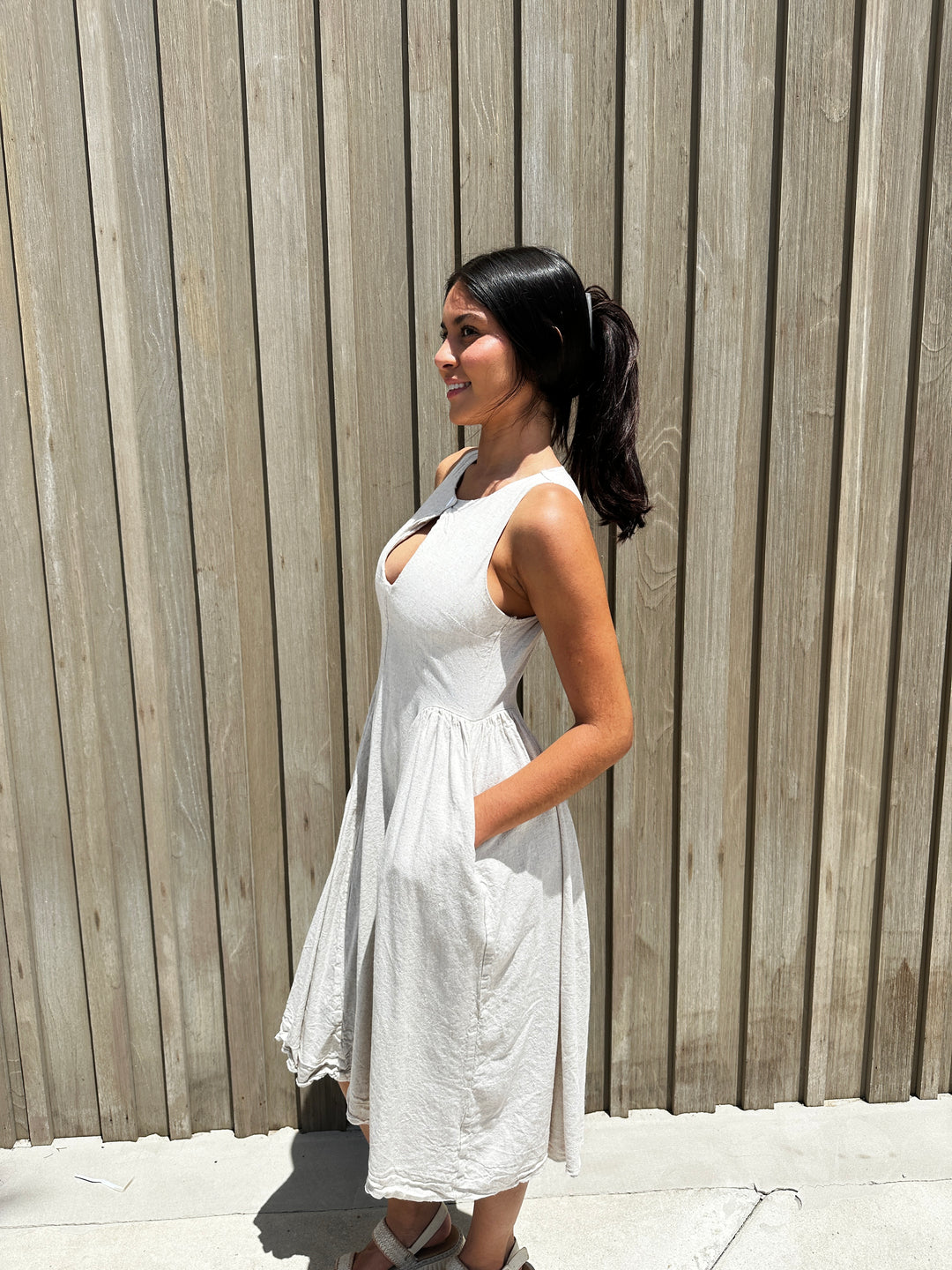 Sara Linen Midi Dress Dianara Sara Linen Midi Dress Dianara